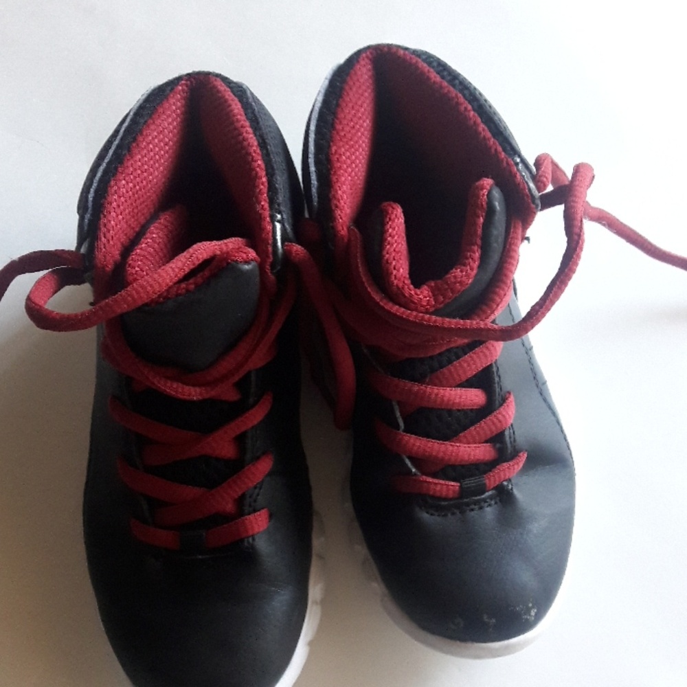 🔴 Above The Rim Tennis Shoes
